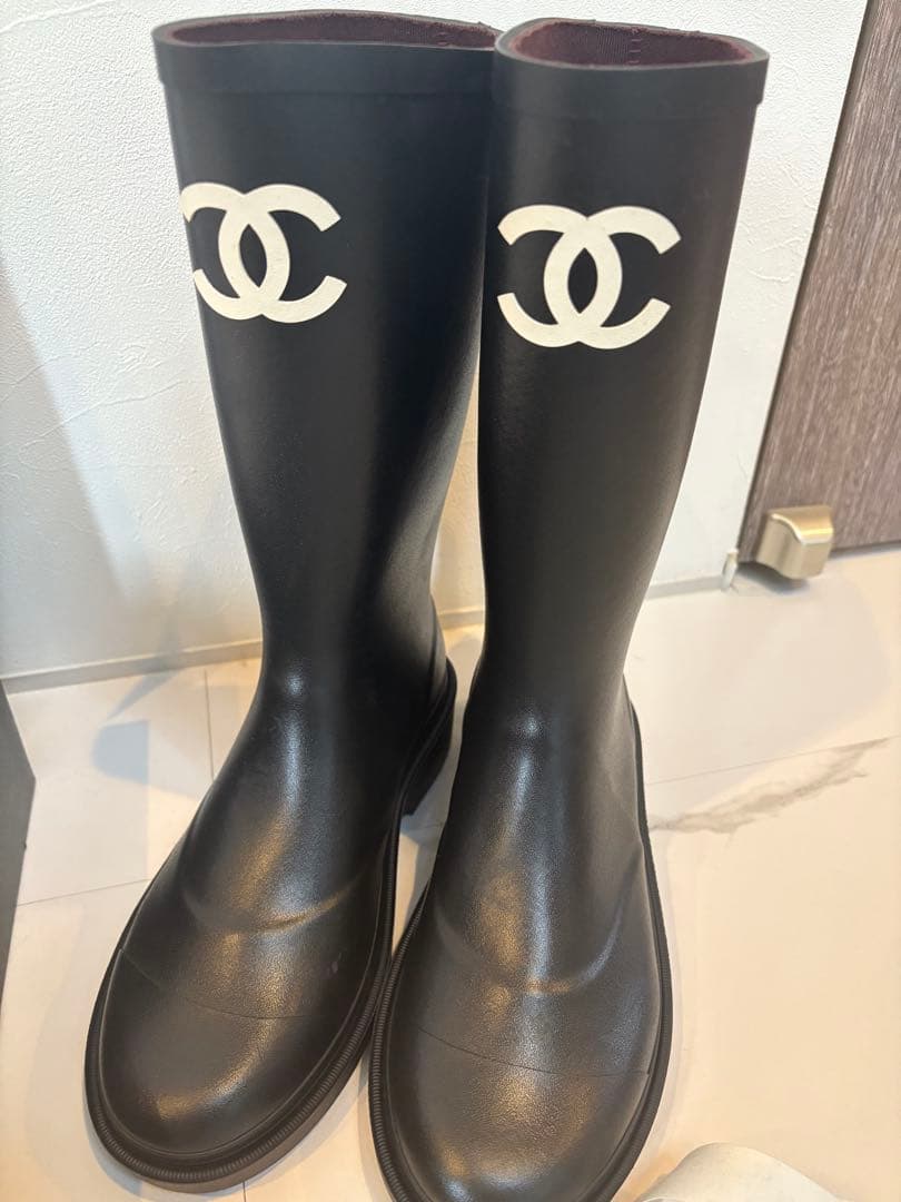 シャネルレインブーツ　新品未使用