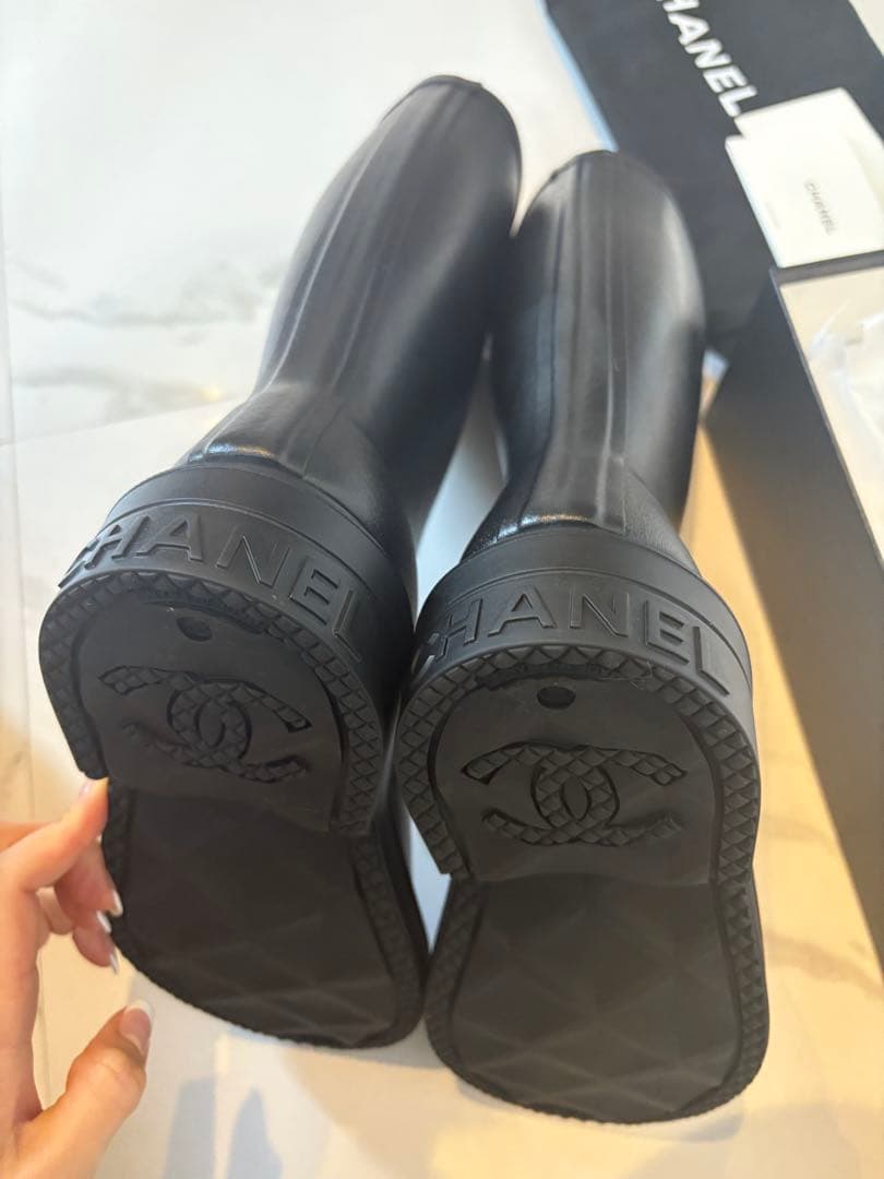 シャネルレインブーツ　新品未使用