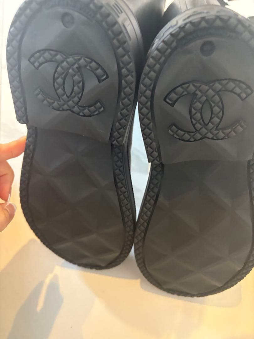 シャネルレインブーツ　新品未使用