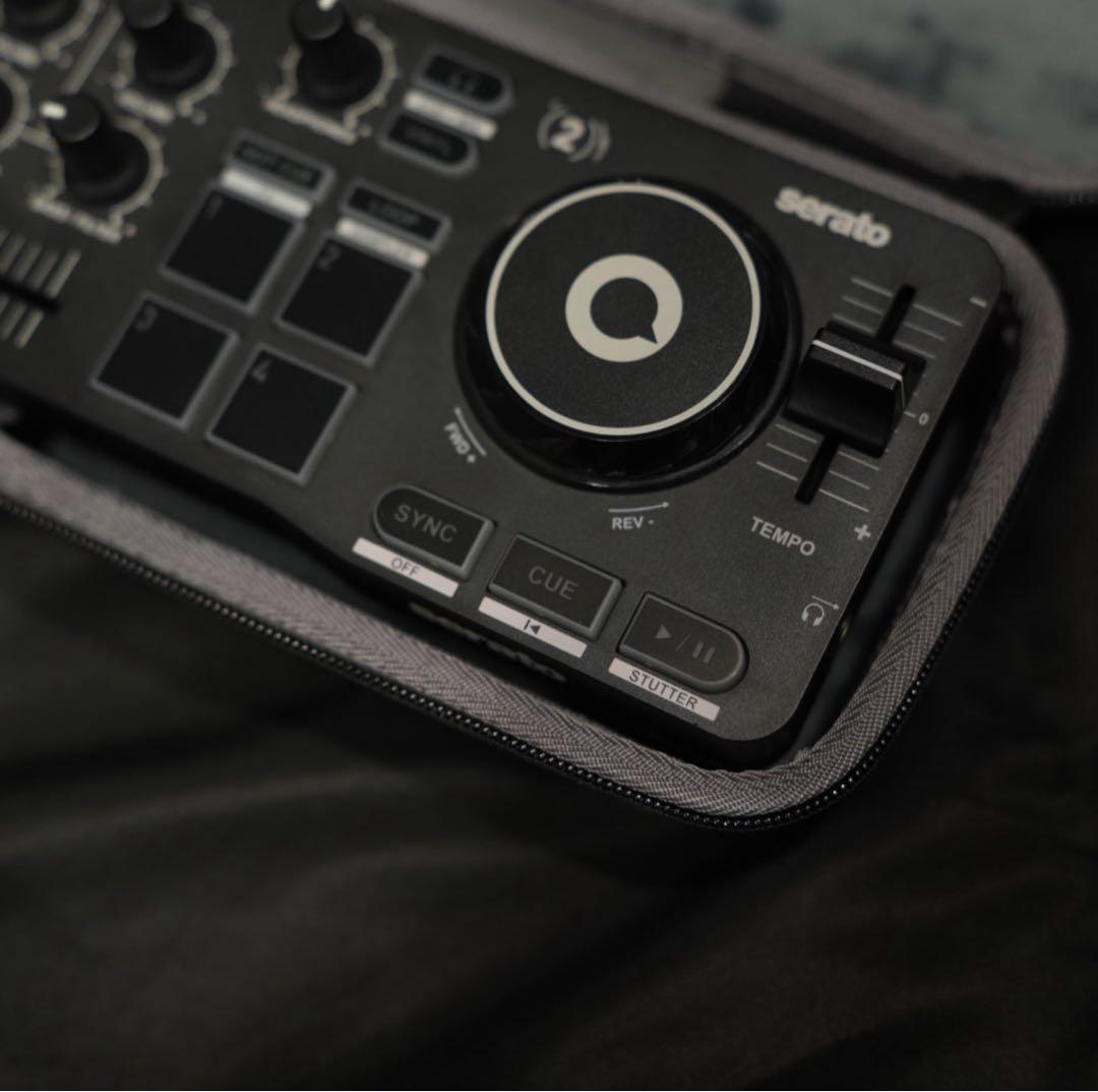 Hercules DJ CONTROL STARLIGHT セミハードケース付き