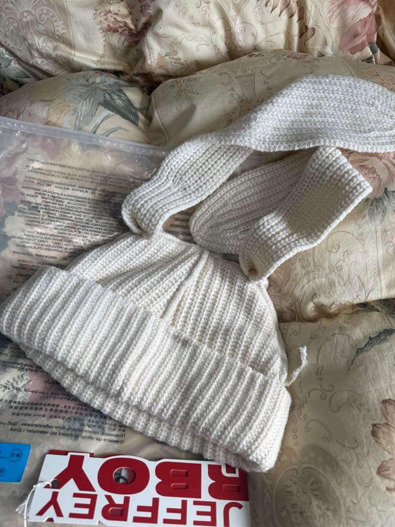 LOVERBOY ウサギ耳 ニット帽 ホワイト