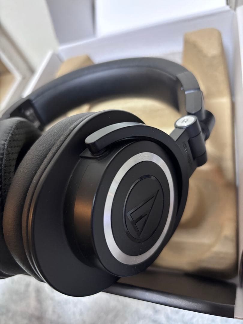 美品audio-technica ATH-M50xBT2 ワイヤレスヘッドフォン