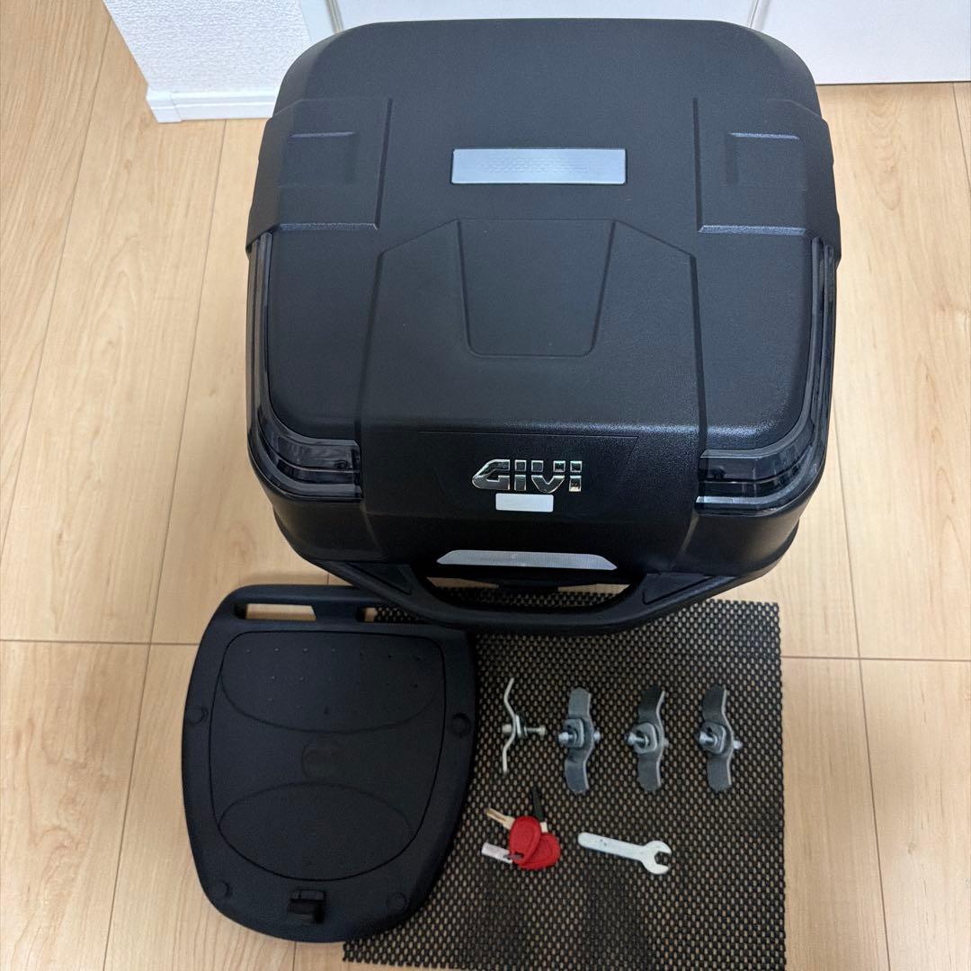 GIVI(ジビ)バイク用リアボックス