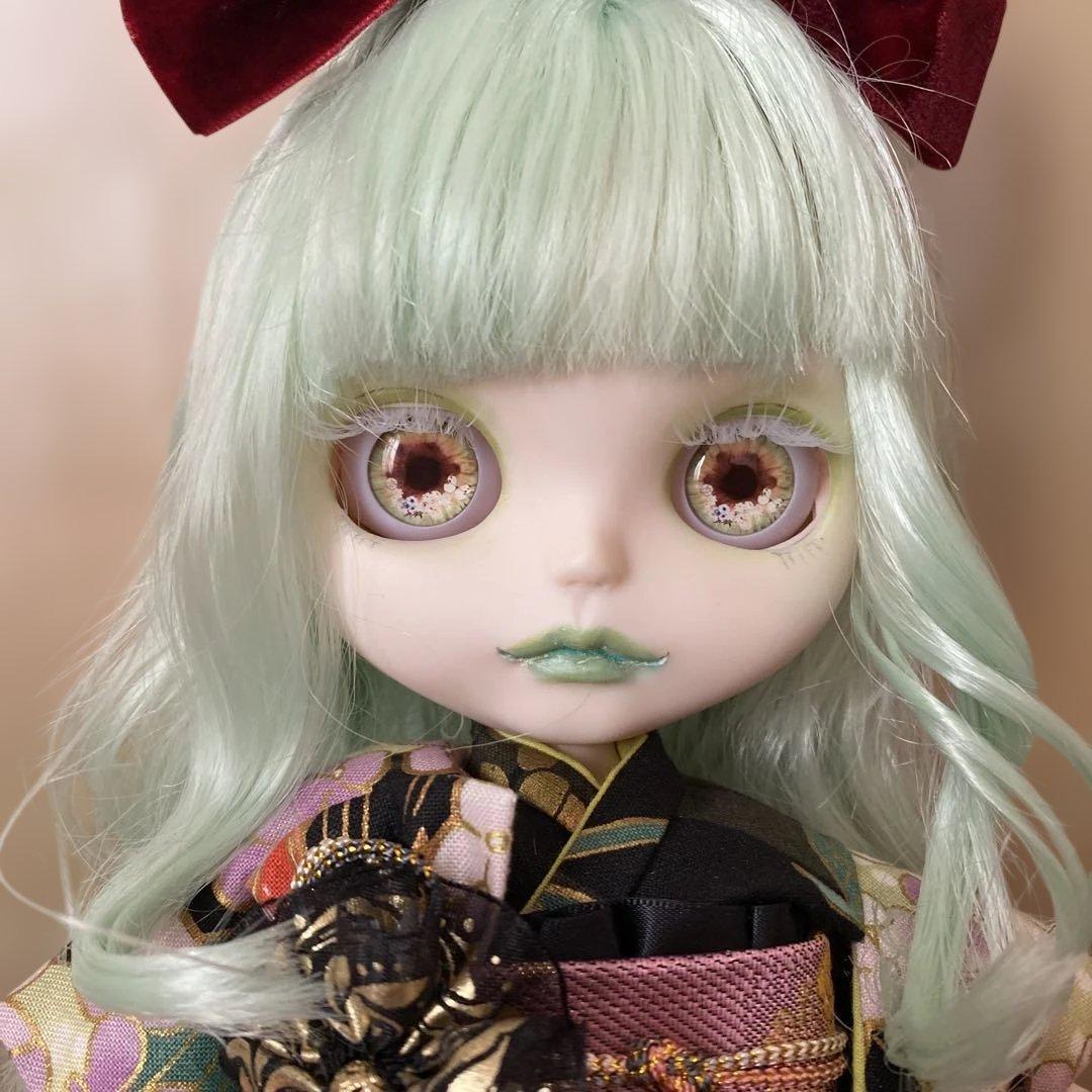 【専用商品です】カスタムドール『立春』グリーン系ヘア&メイク 孤高の振袖✨