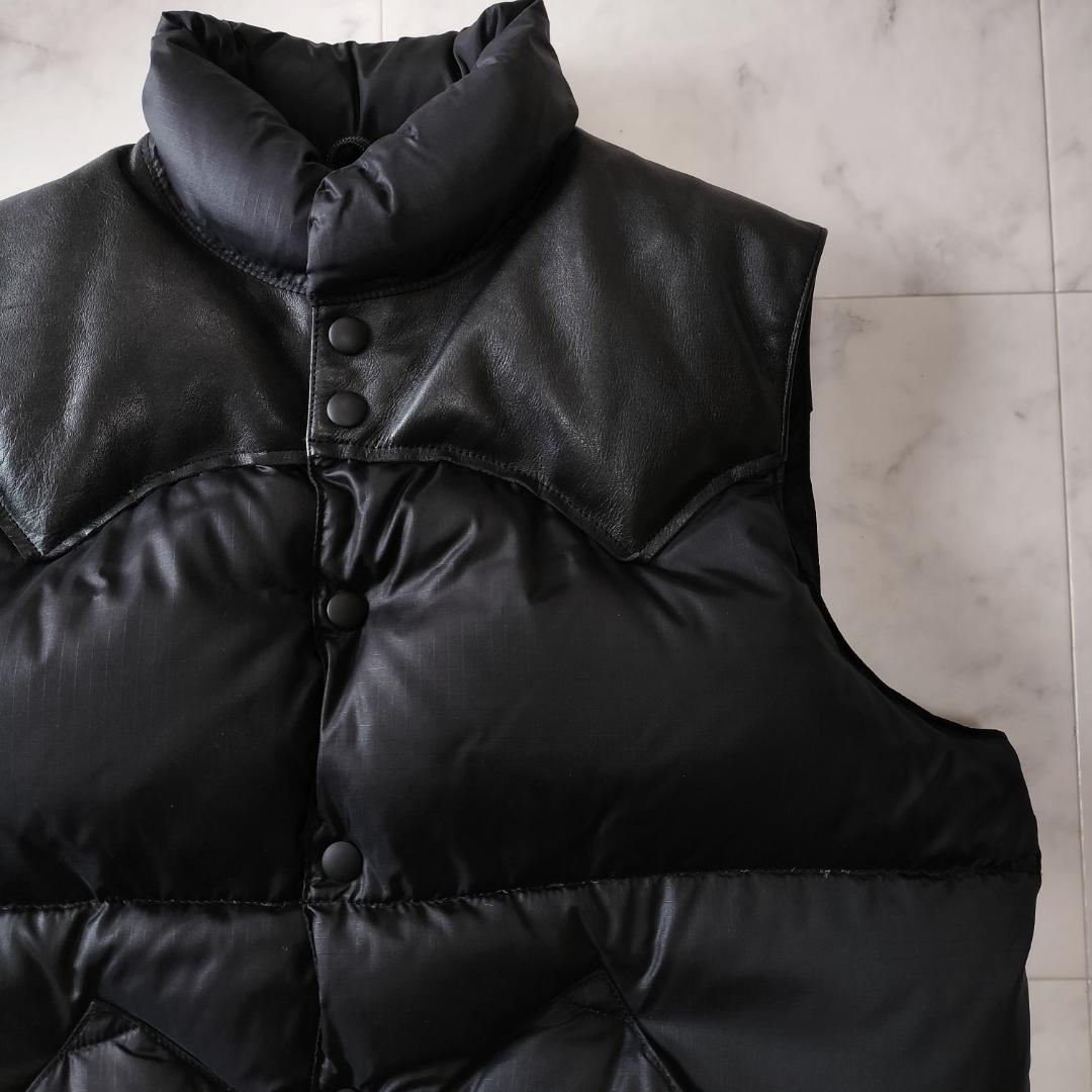 ロッキーマウンテンフェザーベッド ダウンベスト 40 L ブラック BEAMS