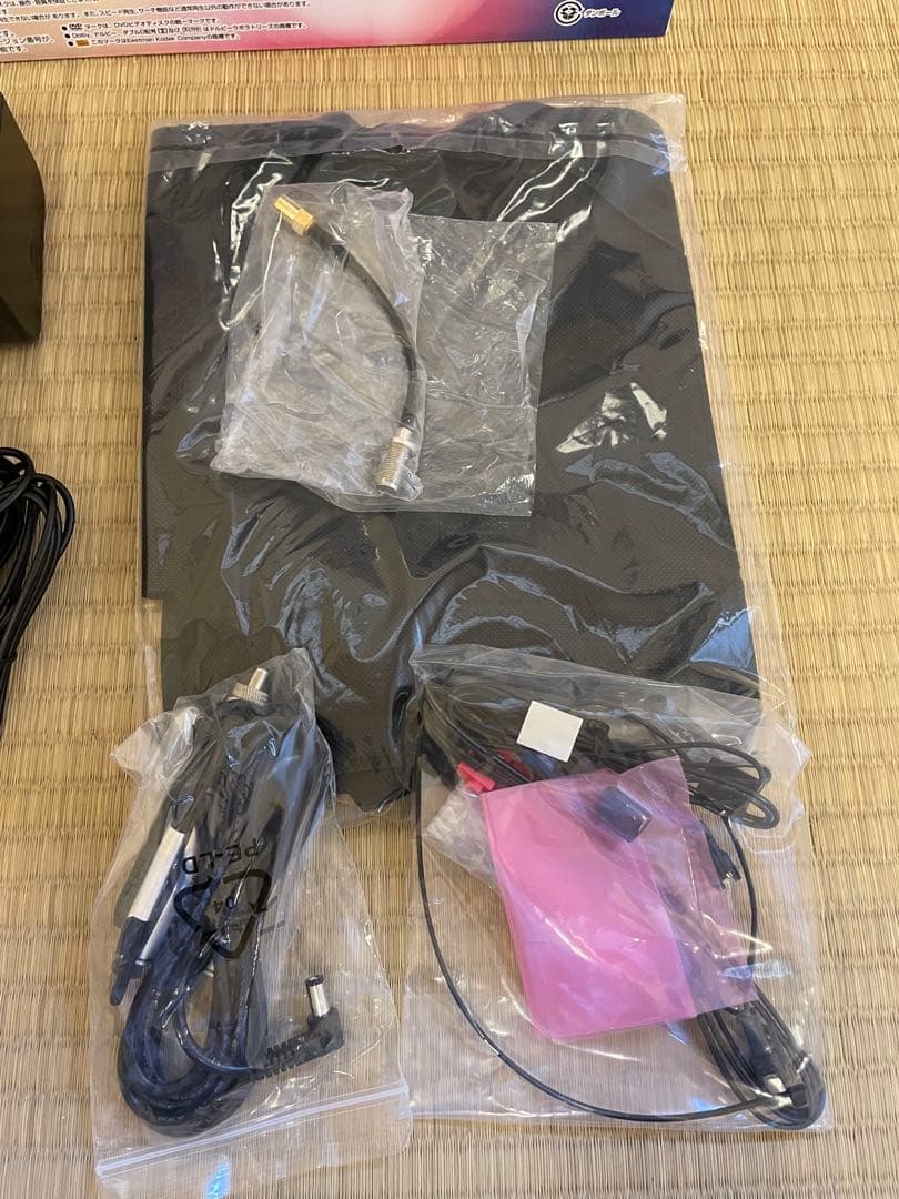 ポータブルテレビ10インチ（DVD,ブルーレイ再生可能）