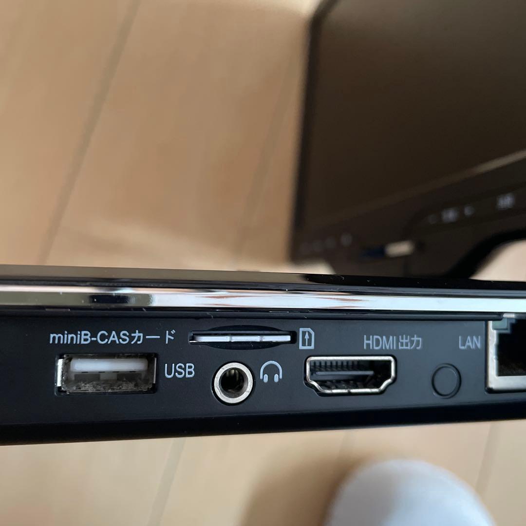 ポータブルテレビ10インチ（DVD,ブルーレイ再生可能）