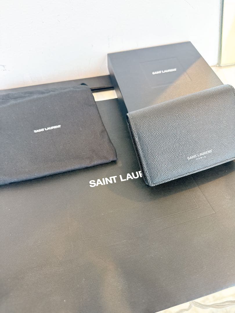 美品！SAINT LAURENT ブラック名刺入れ※袋、箱、紙袋付き