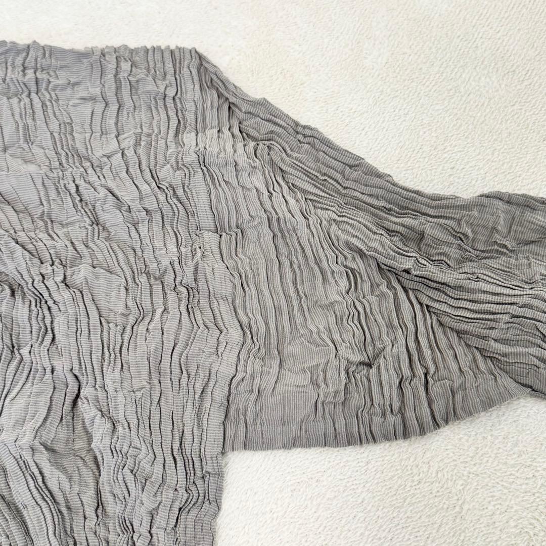 極美品✨ISSEY MIYAKE プリーツ　シルク　グレー　長袖　大きめサイズ