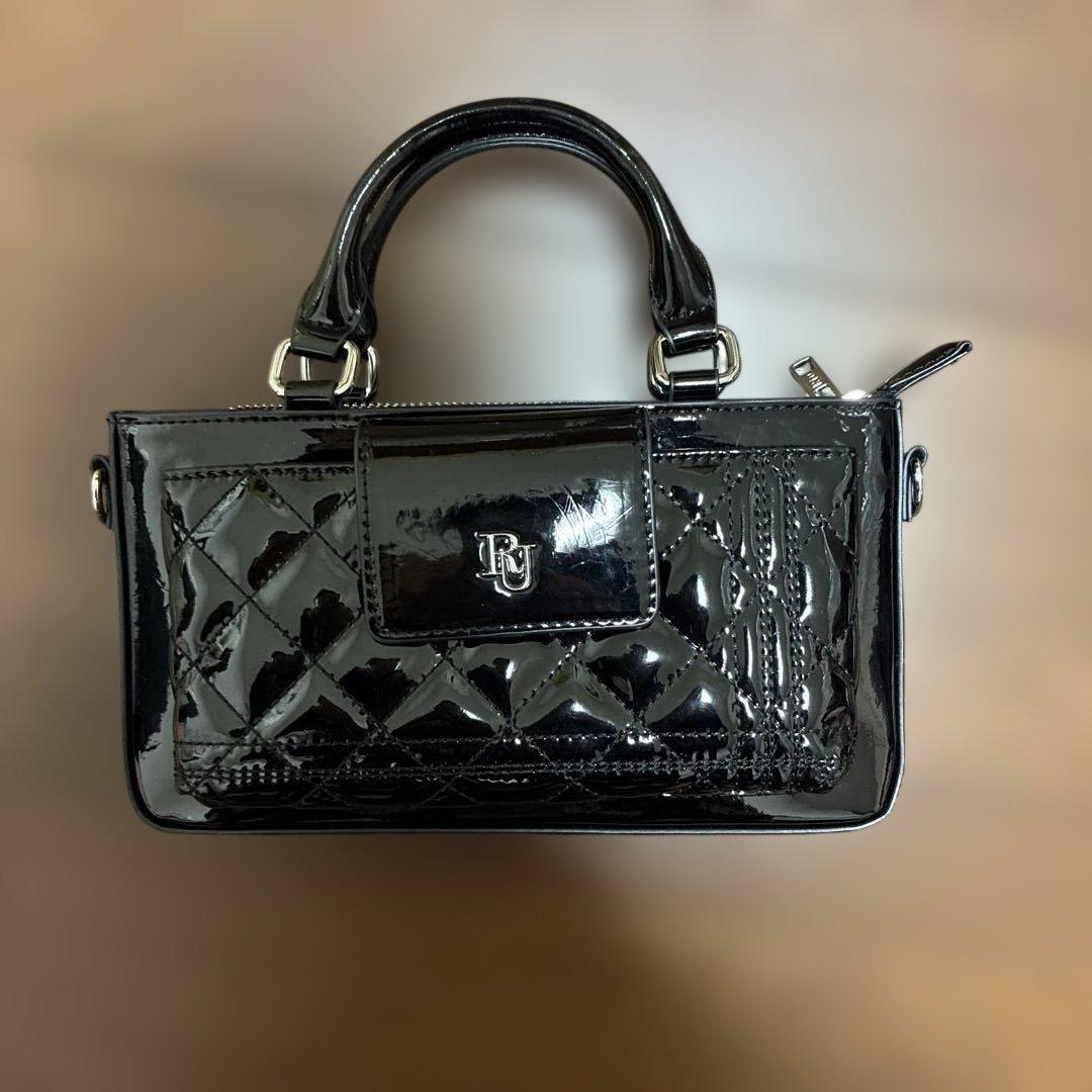 み*様 RIU エナメル キルティングバッグ ショルダーバッグ