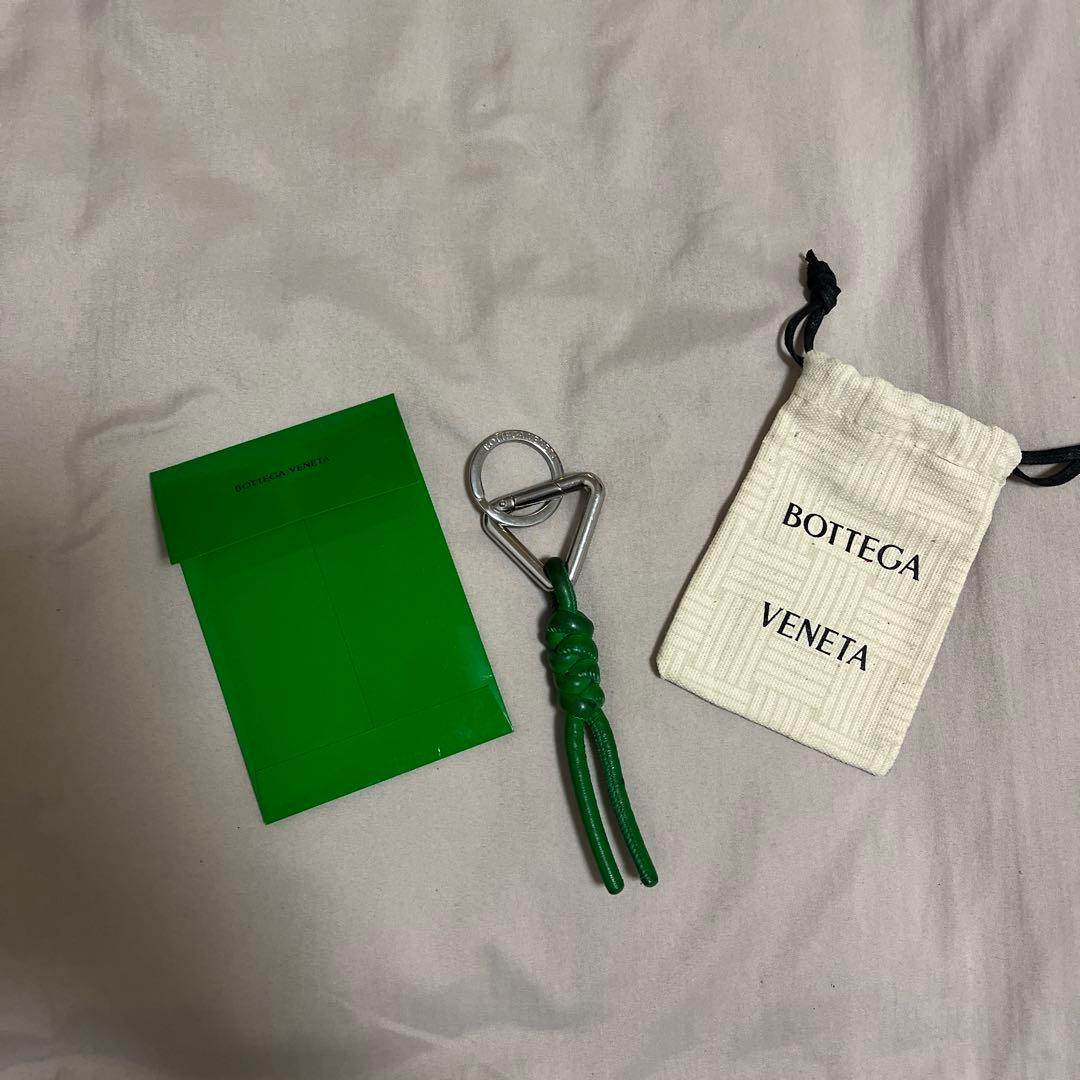 BOTTEGA VENETA 緑色 キーホルダー
