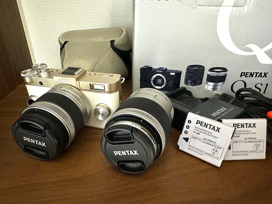PENTAX Q-S1 ゴールド 2レンズ付き