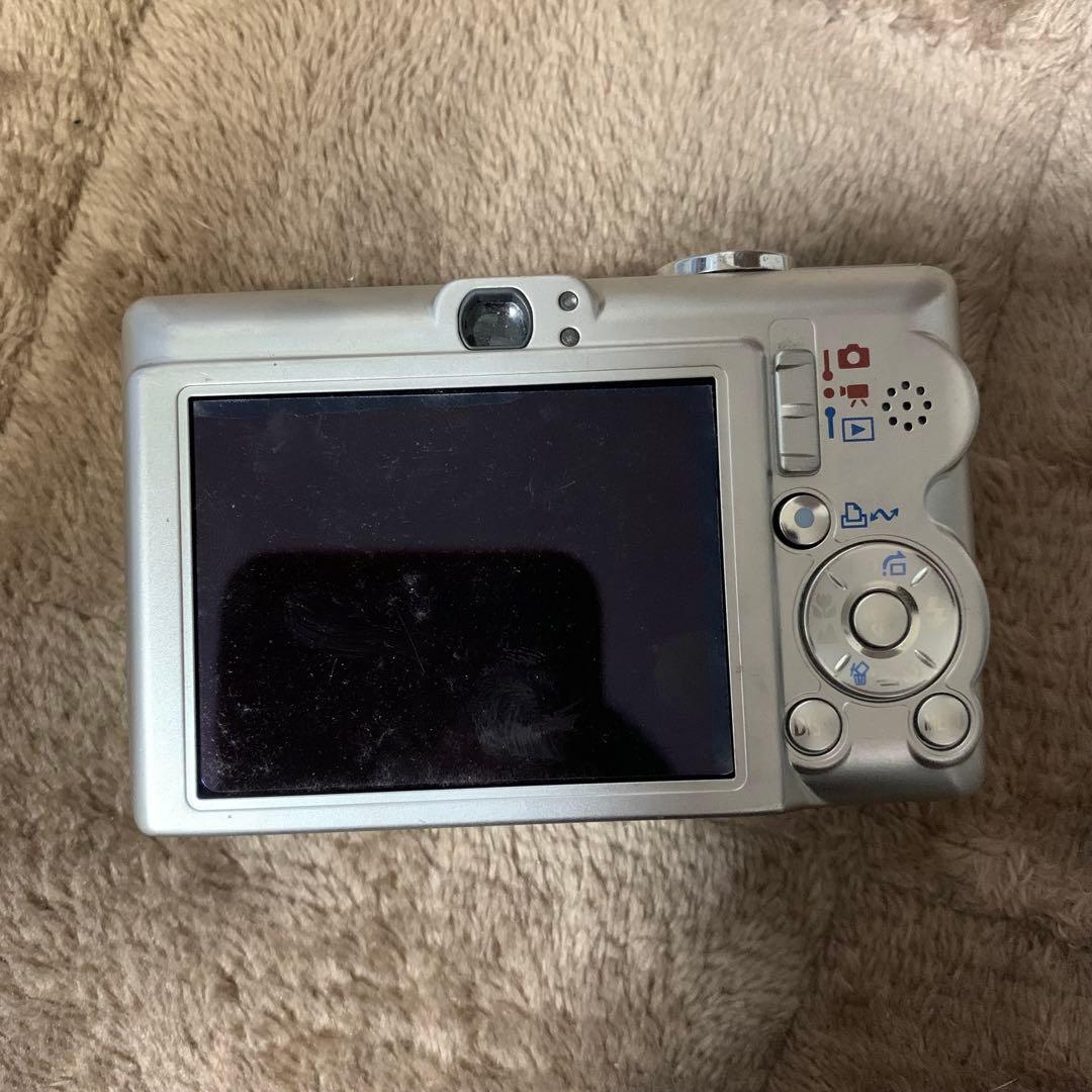 Canon IXY PC1158 シルバー コンパクトデジタルカメラ　本体のみ