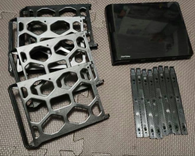 外付けハードディスク・ドライブ Synology NAS DiskStation DS416play 8GB