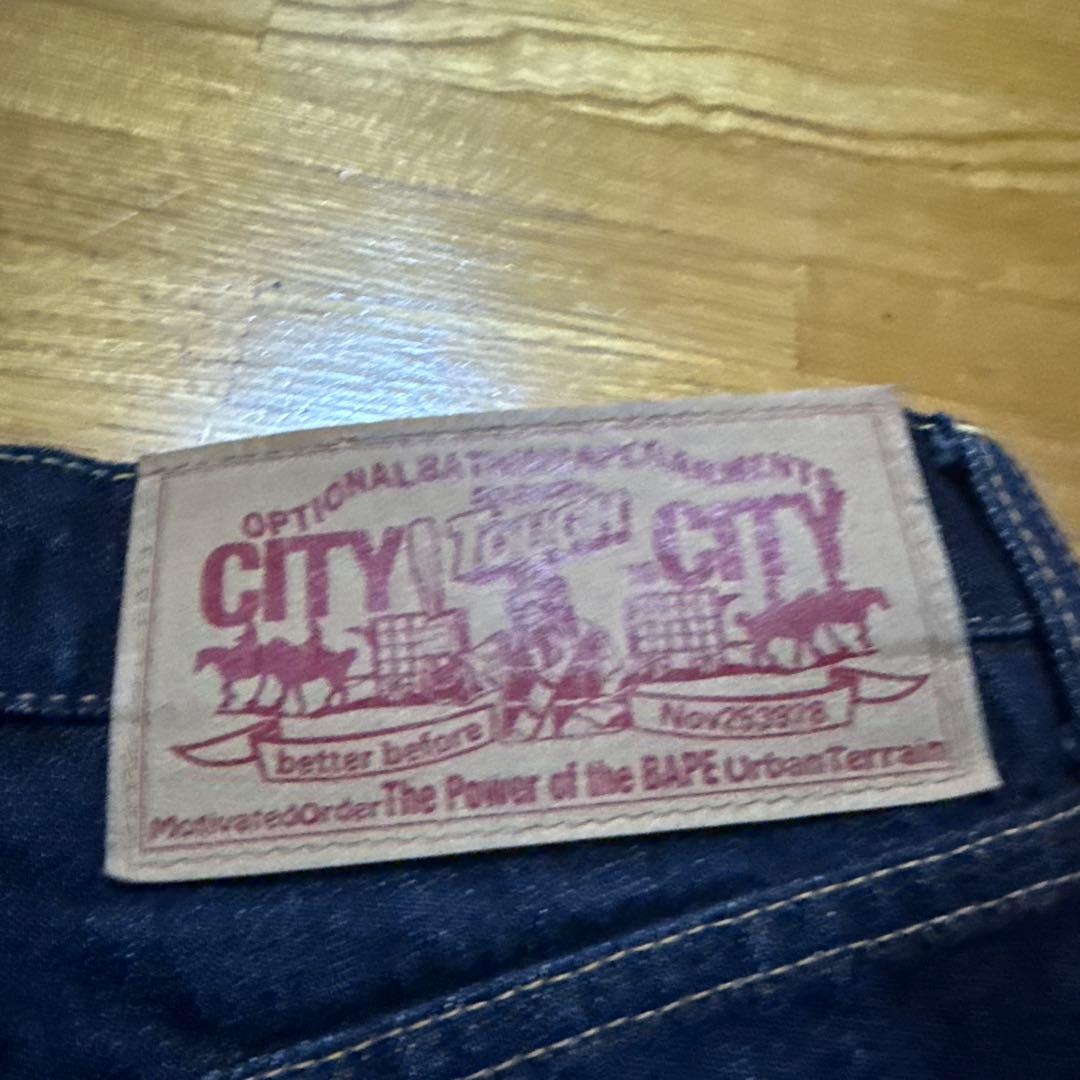 A BATHING APE ジーンズ　ハーフパンツ　Lサイズ