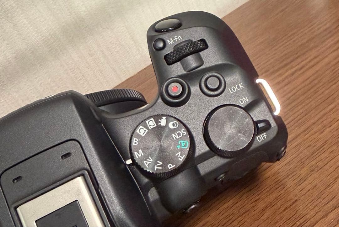 Canon EOS R10 ミラーレス一眼 50mm・18-150mmレンズ付き