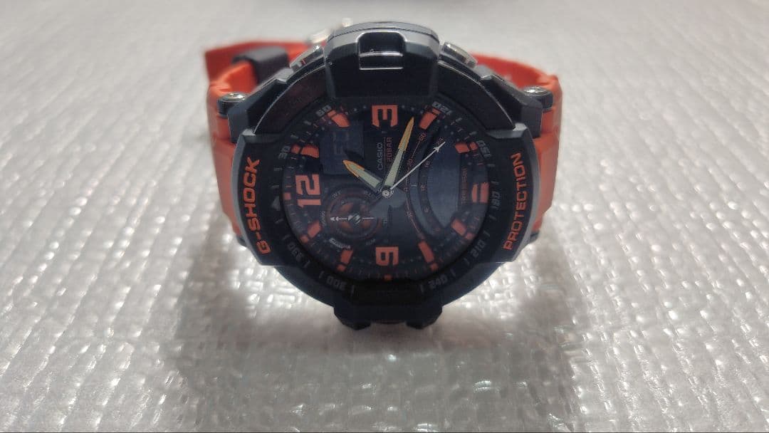 美品 G-SHOCK GA-1000 グラビティマスター アナデジ オレンジ