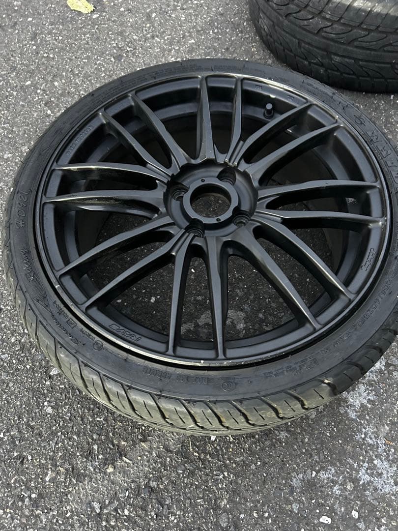 ミニクーパー　レイズ17インチ 205-40／17 7J＋45