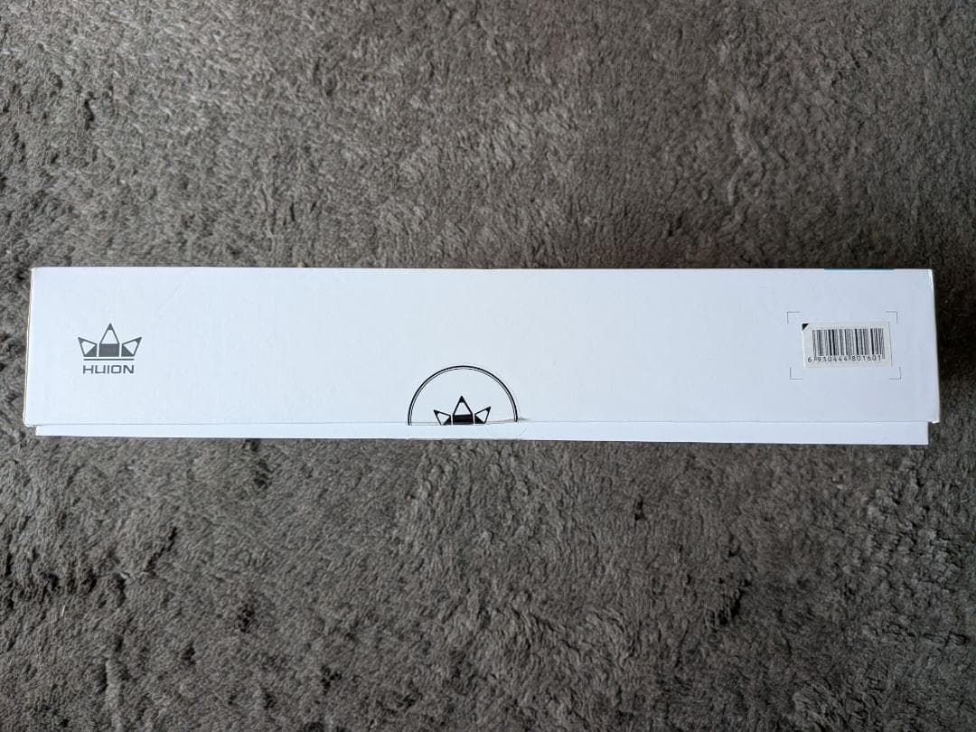 ほぼ新品HUION KAMVAS13液晶ペンタブレット本体再々値下げしました