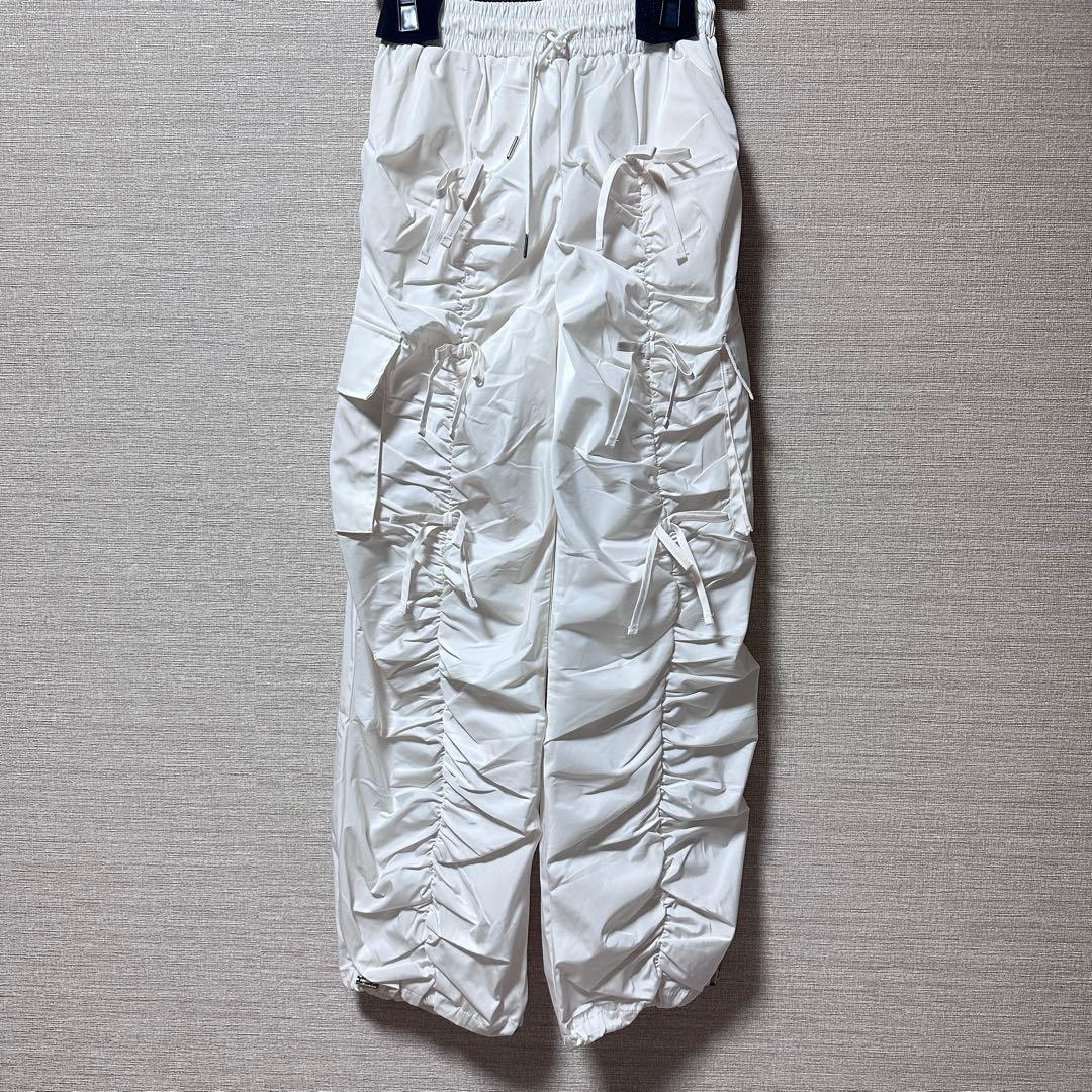 パンツ POPPY GATHER RIBBON CARGO PANTS (WHITE)