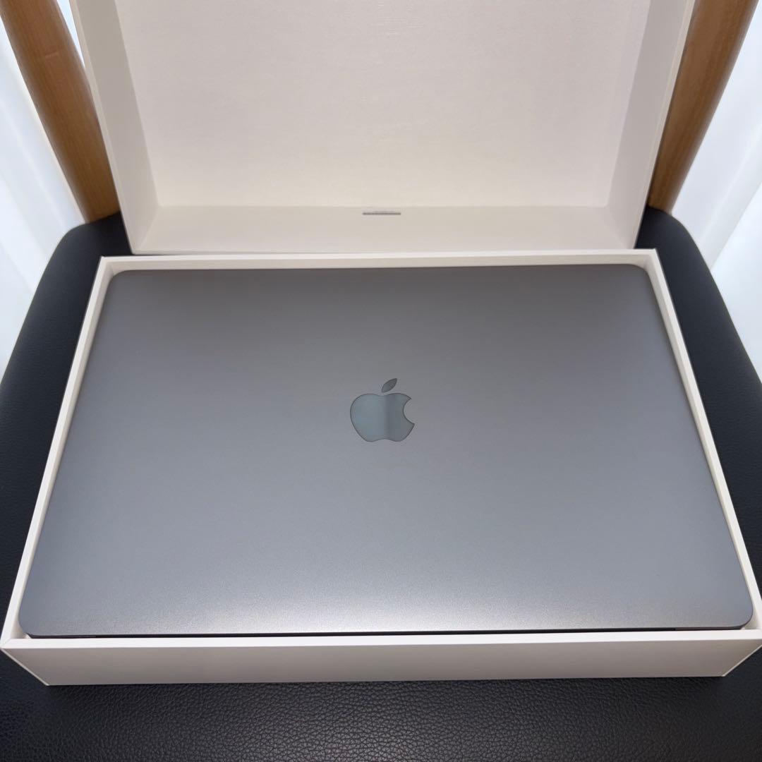 MacBook Air 13インチm1 2020年 / 8GB / 512GB