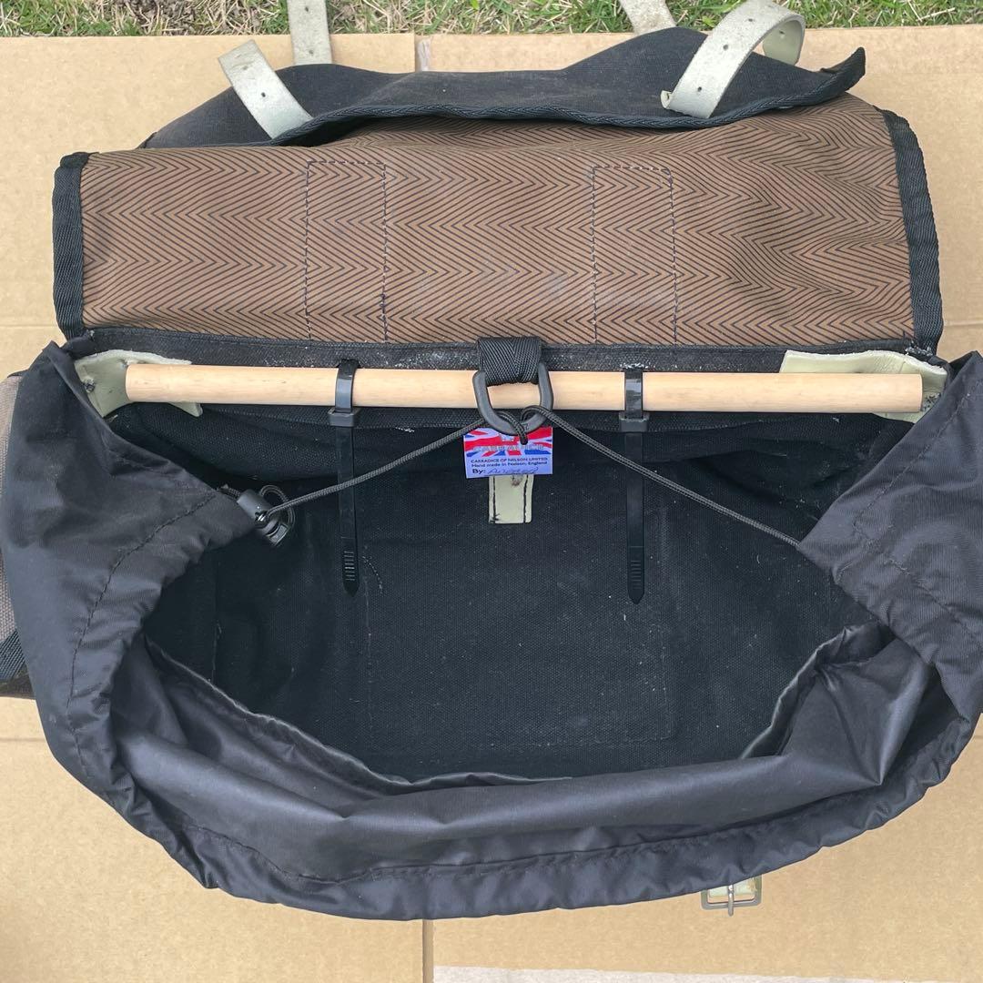 キャラダイス　オーストリッチ　サドルバック