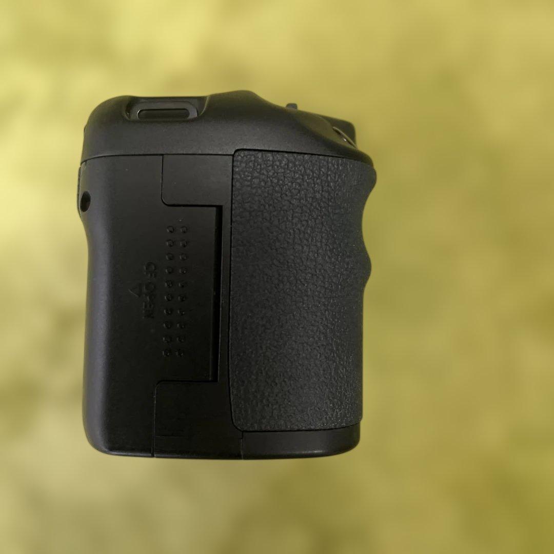 ⭐️Canon EOS 10D デジタル一眼レフカメラ‼️レンズ2本付きフルセット