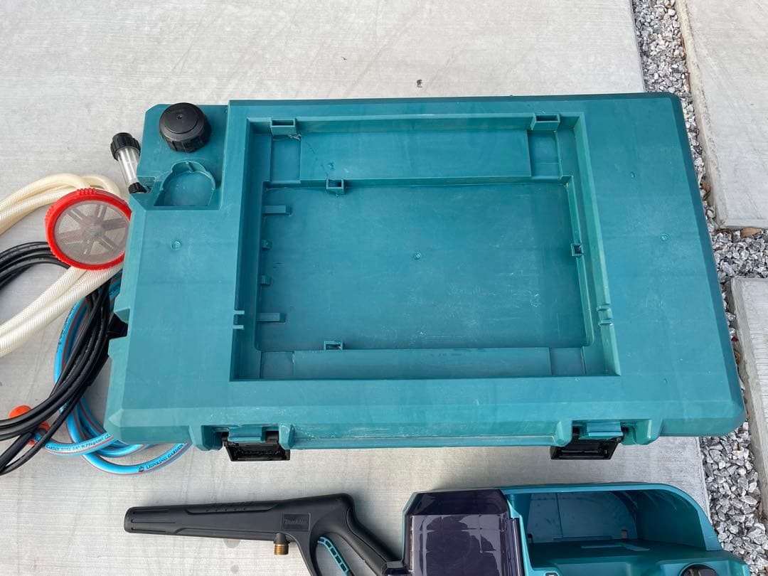 Makita 充電式高圧洗浄機