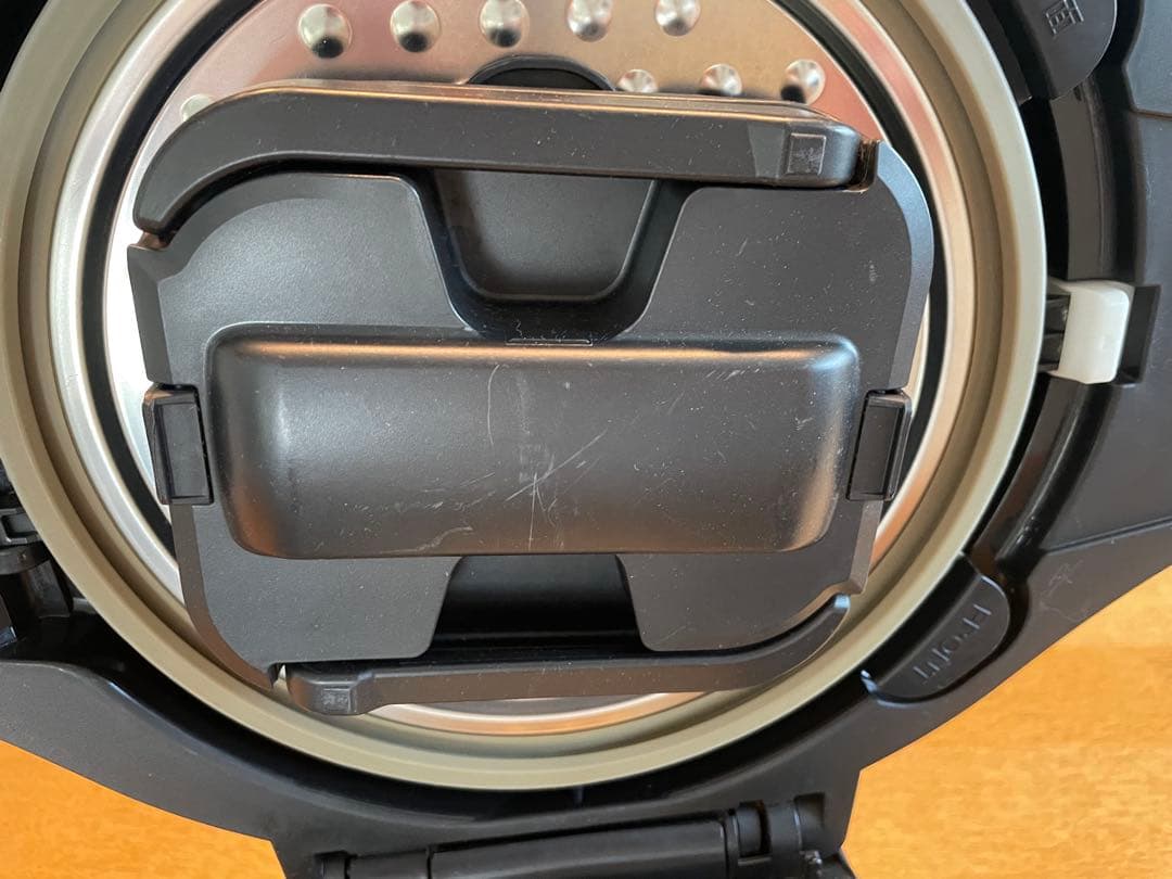 SHARP ホットクック　KN-HW24E-W 2019年製