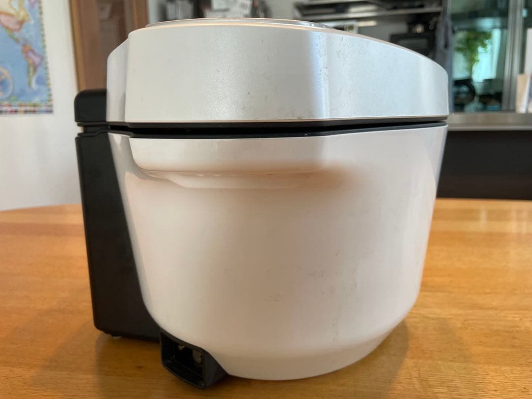 SHARP ホットクック　KN-HW24E-W 2019年製