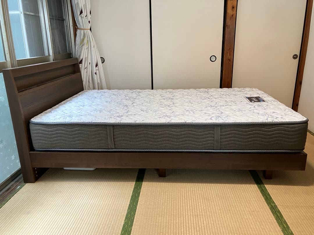 Beautyrest Extra Hard セミダブルマットレス、フレーム