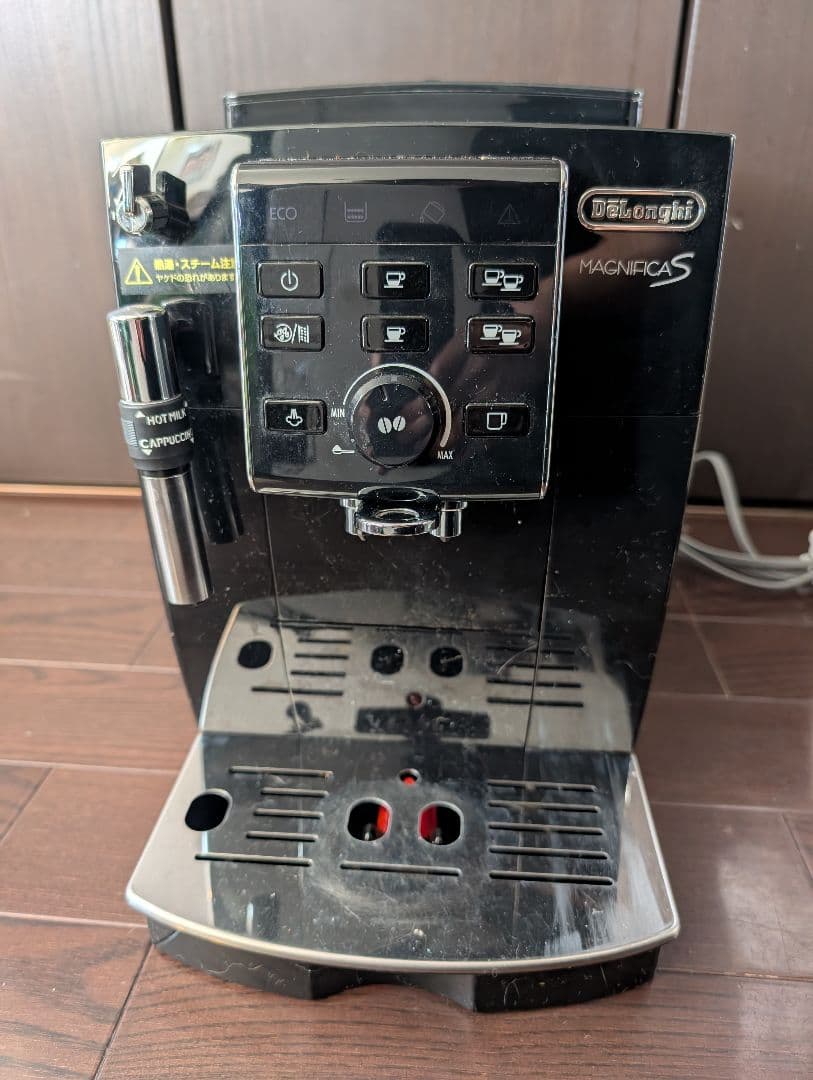 チ*ラ様 デロンギ マグニフィカS ECAM23120B