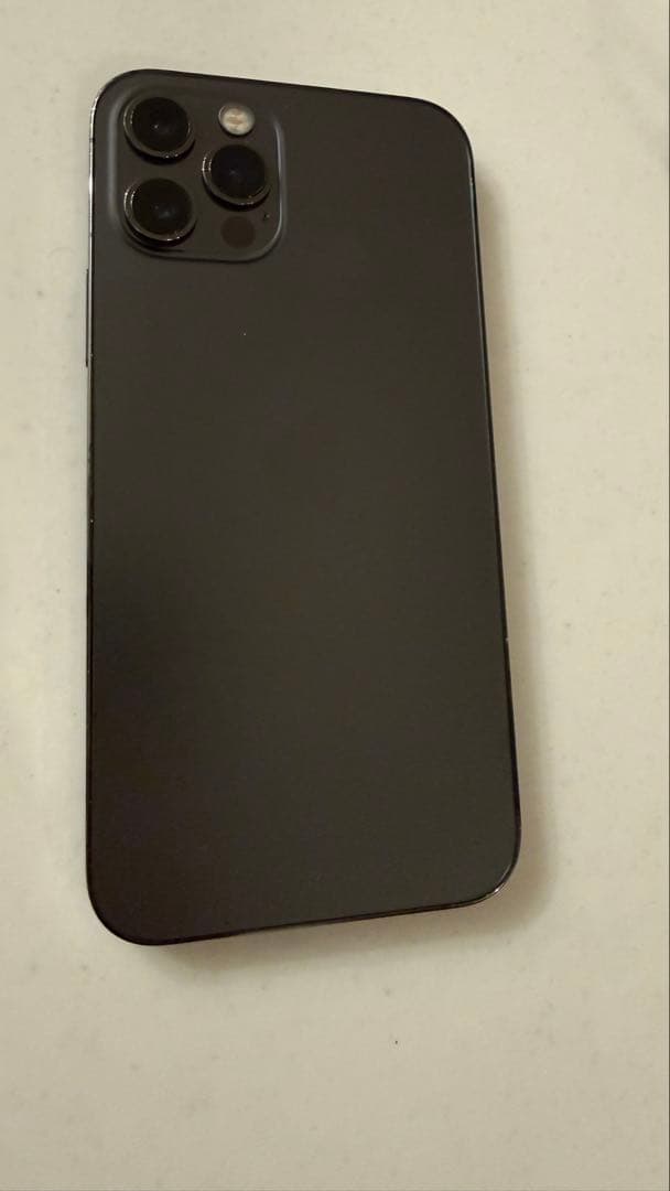 Apple iPhone 12 Pro 黒　simフリー