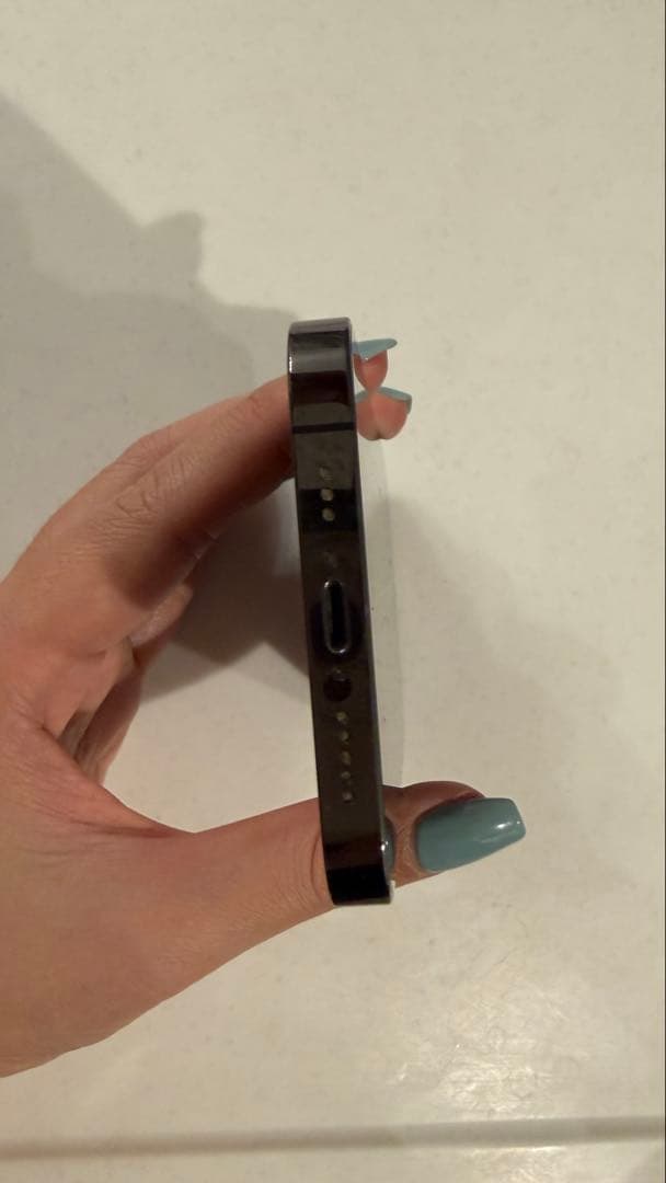 Apple iPhone 12 Pro 黒　simフリー