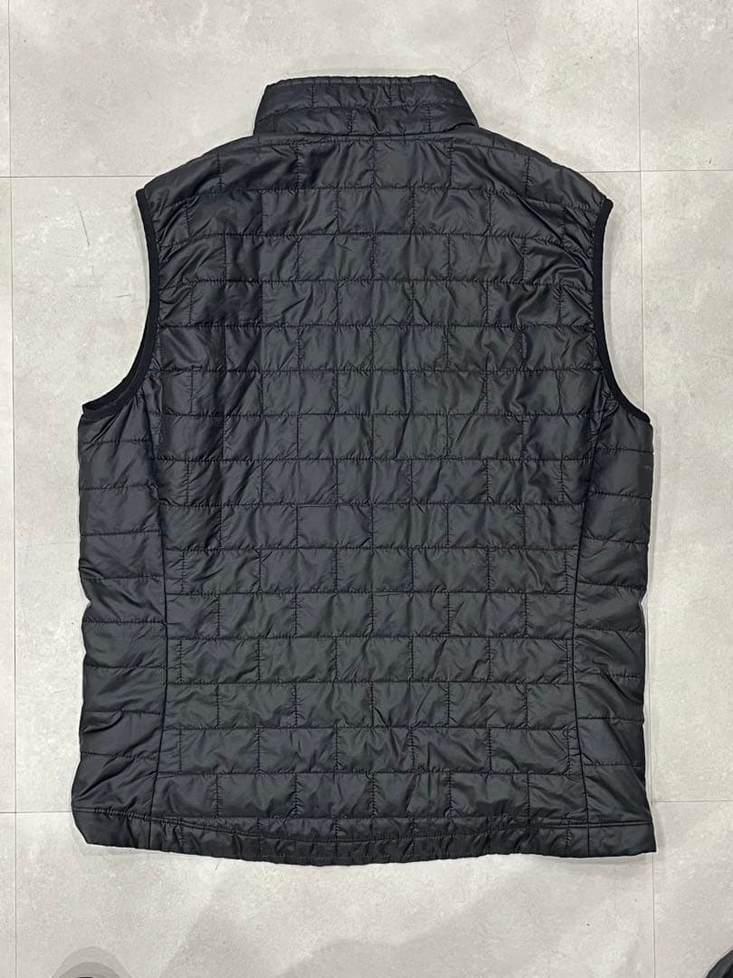 T*y様 美品　patagonia 黒 ナノパフベスト Lサイズ　nano pu