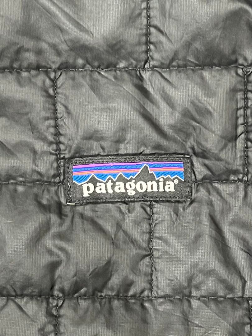 T*y様 美品　patagonia 黒 ナノパフベスト Lサイズ　nano pu