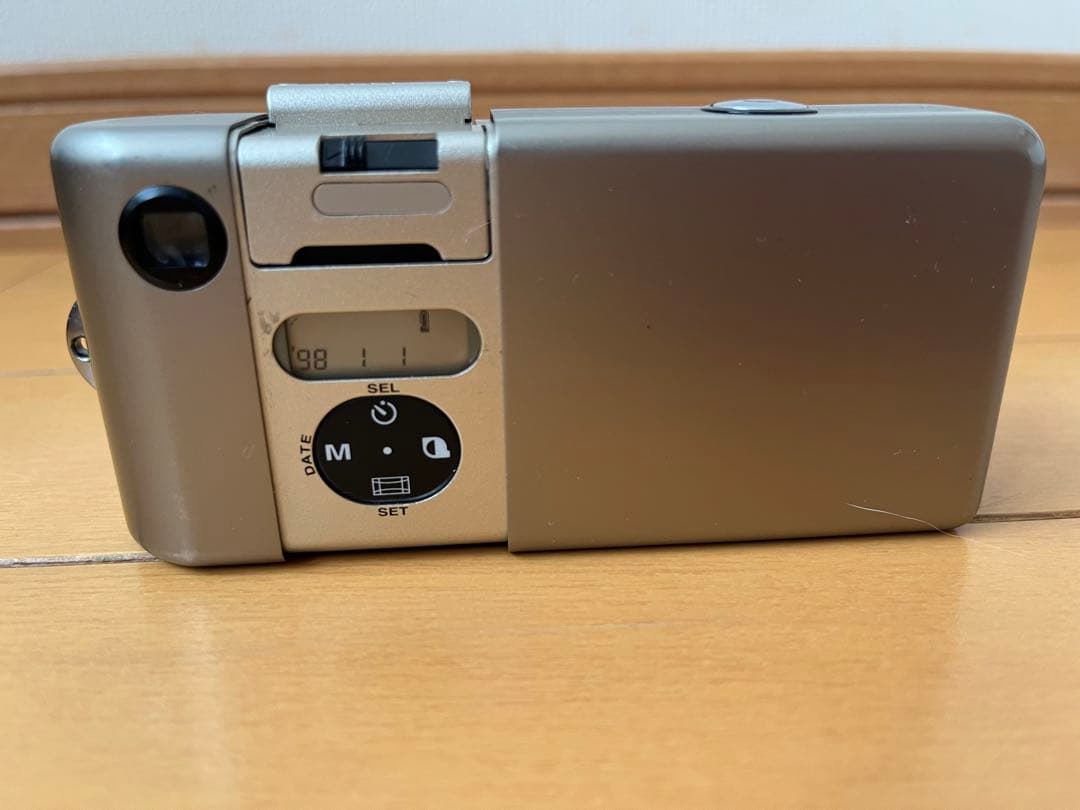 富士フイルム　EPION1000 TIARA ix フィルムカメラ