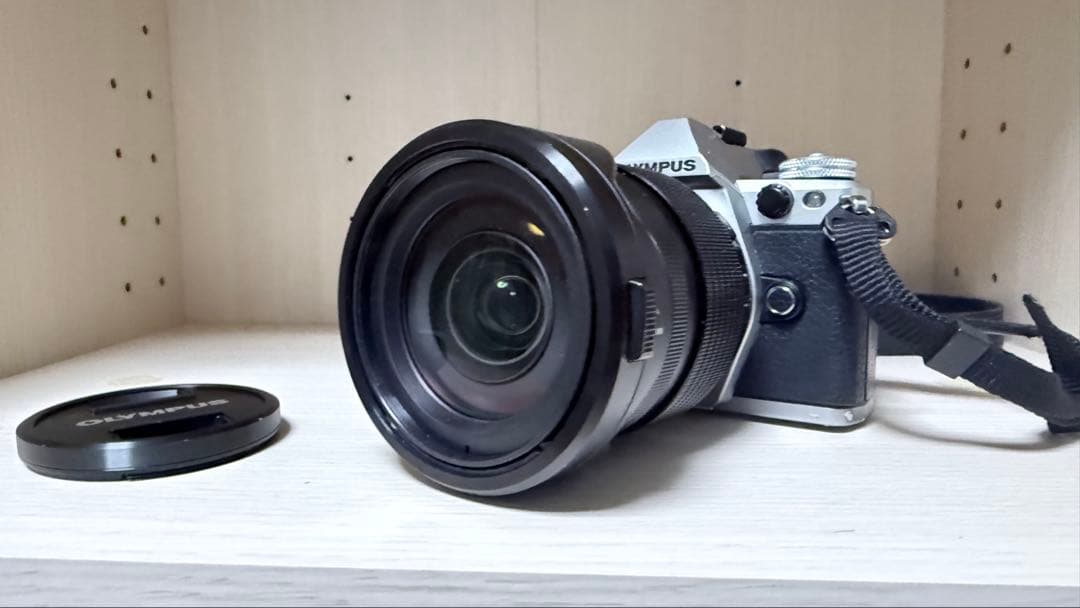 デジタルカメラ OM-D E-M5 Mark II + 12-40mm F2.8 PRO