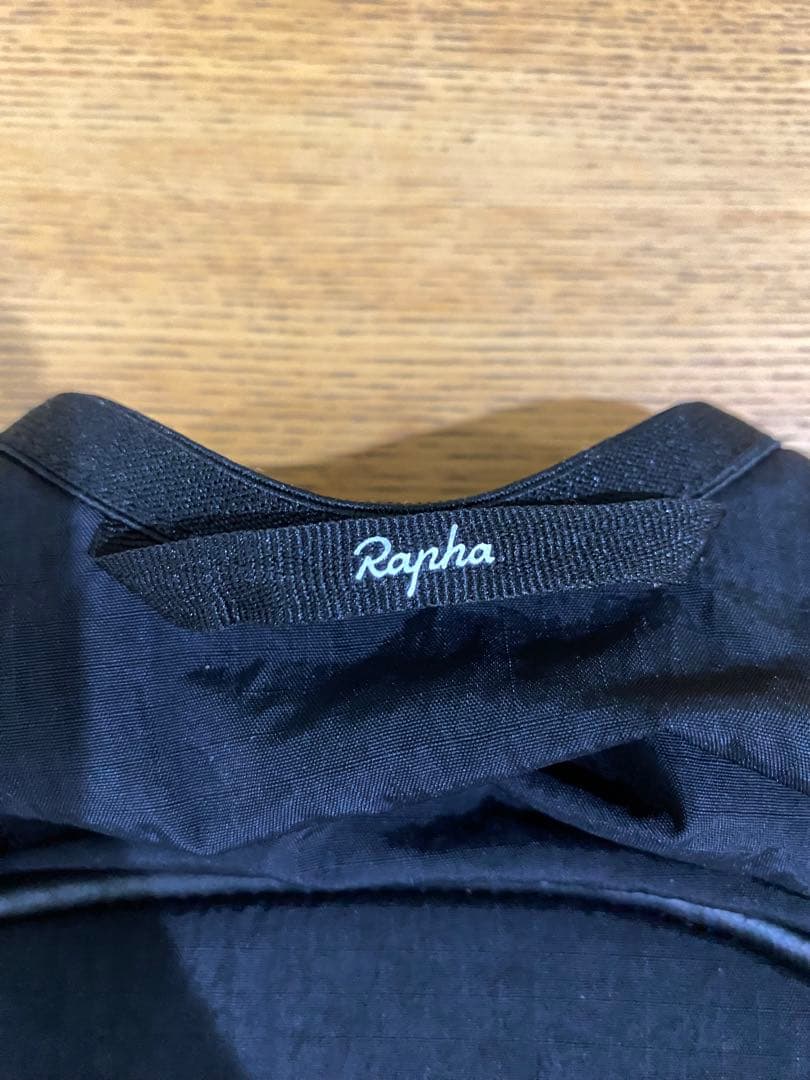 RAPHA プロチームライトウェイトバックパック ブラック / 10L