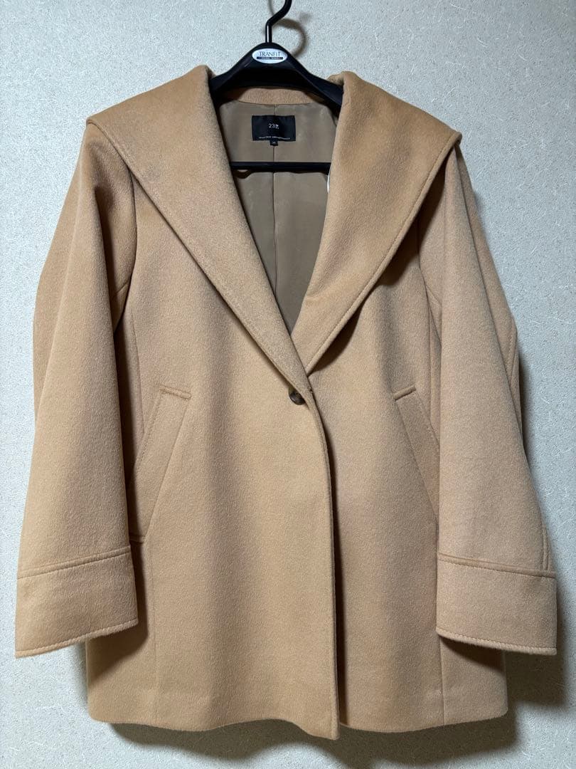 オンワード樫山　23区　ベージュ フード付きウールコート