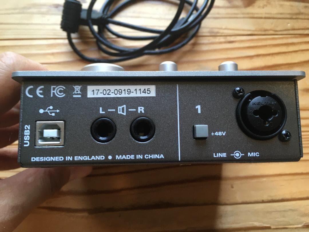 audient iD4 オーディオインターフェイス