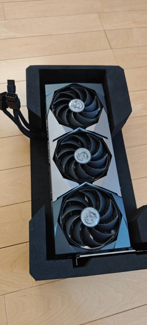 グラフィックボード・グラボ・ビデオカード RTX 3090 Ti SUPRIM X 24G