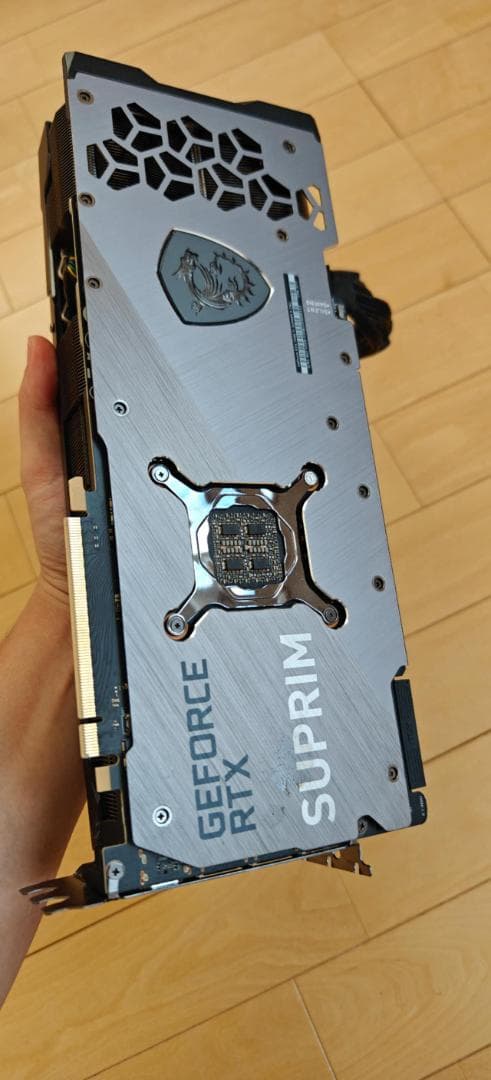 グラフィックボード・グラボ・ビデオカード RTX 3090 Ti SUPRIM X 24G