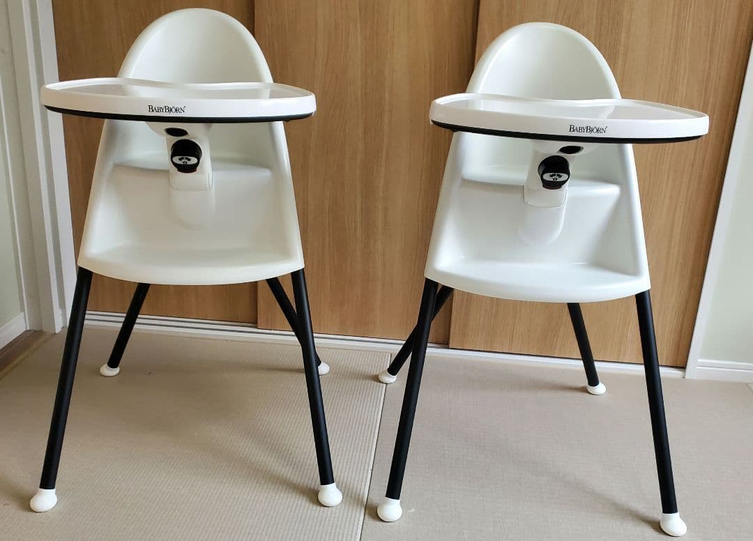 ベビービョルン ハイチェアハーネス無し2脚セット