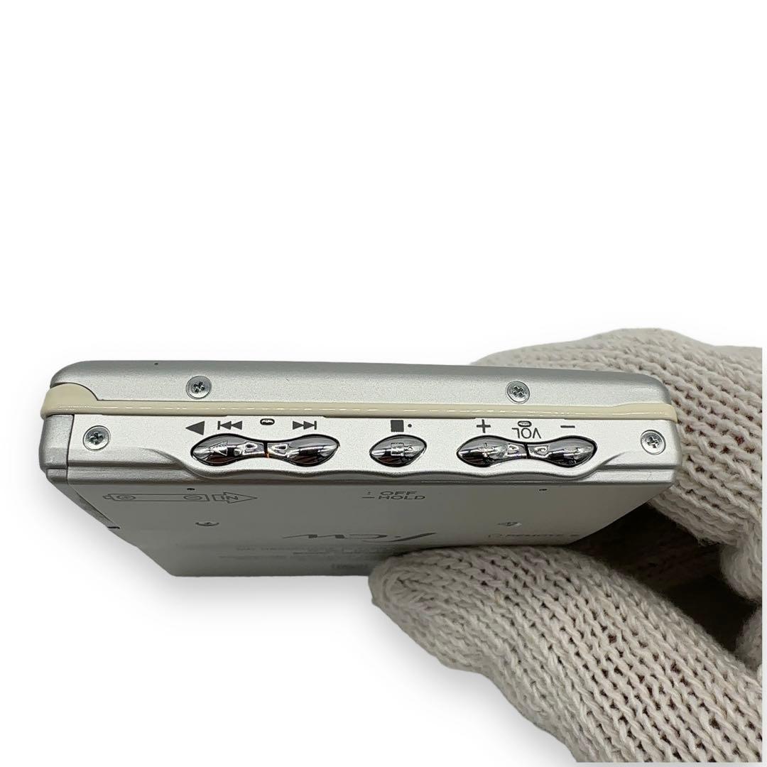 美品 動作品 SHARP シャープ MD-ST880 ポータブルMDプレイヤー