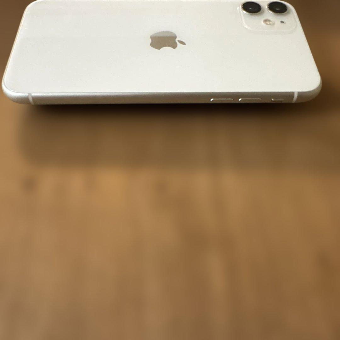 iPhone 11 本体 白（ホワイト） 64GB SIMフリー