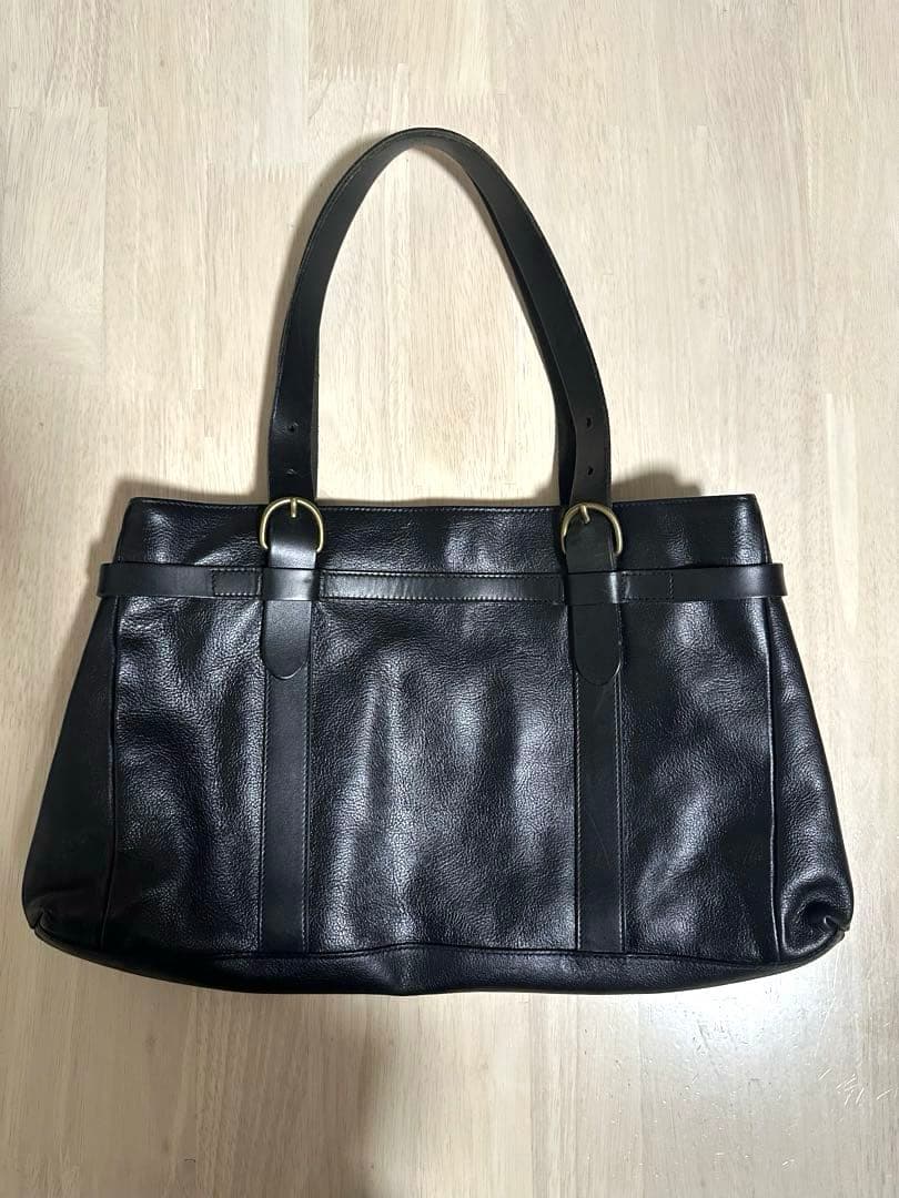 【メッツ】【美品】ILBISONTE イルビゾンテ レザー ブラック