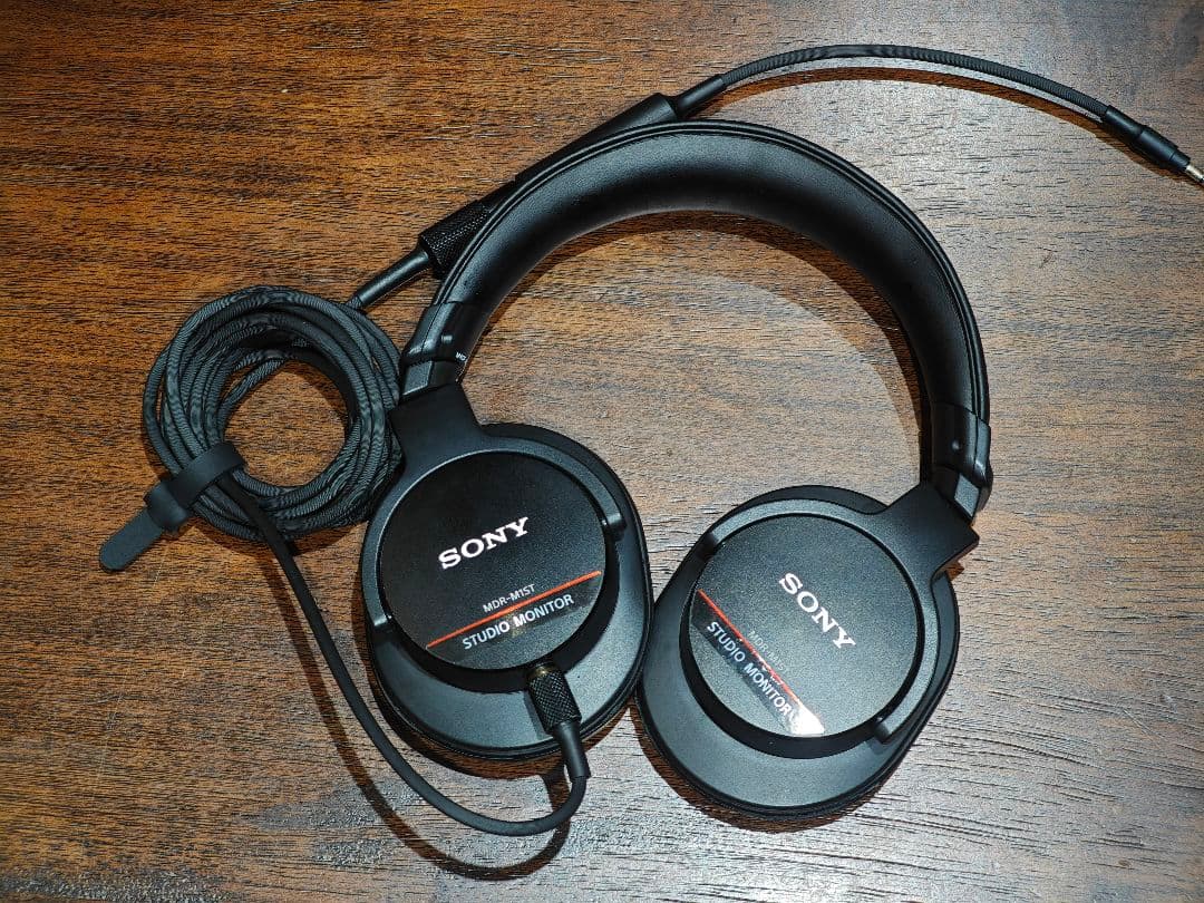 SONY 有線ヘッドホン オーバーイヤー&密閉型「MDR-M1ST」 ブラック