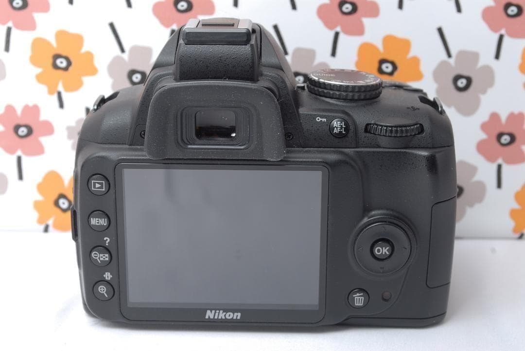 ❤Nikon D3000❤一眼レフカメラ❤ショット数1913回！❤撮影基本セット