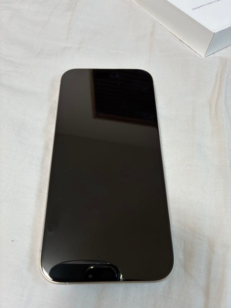 iPhone15 Pro 128G カラーホワイト初期化済み　透明ケース付き美品